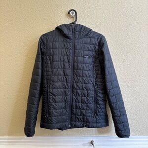 Patagonia W’s Nano Puff Fitz Roy Trout Hoody